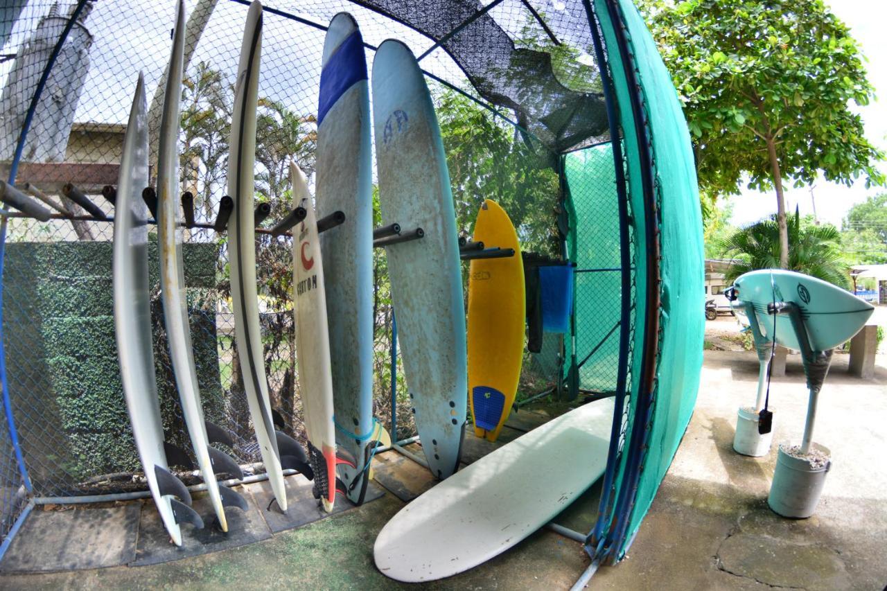 Tsunami Hostel タマリンド エクステリア 写真