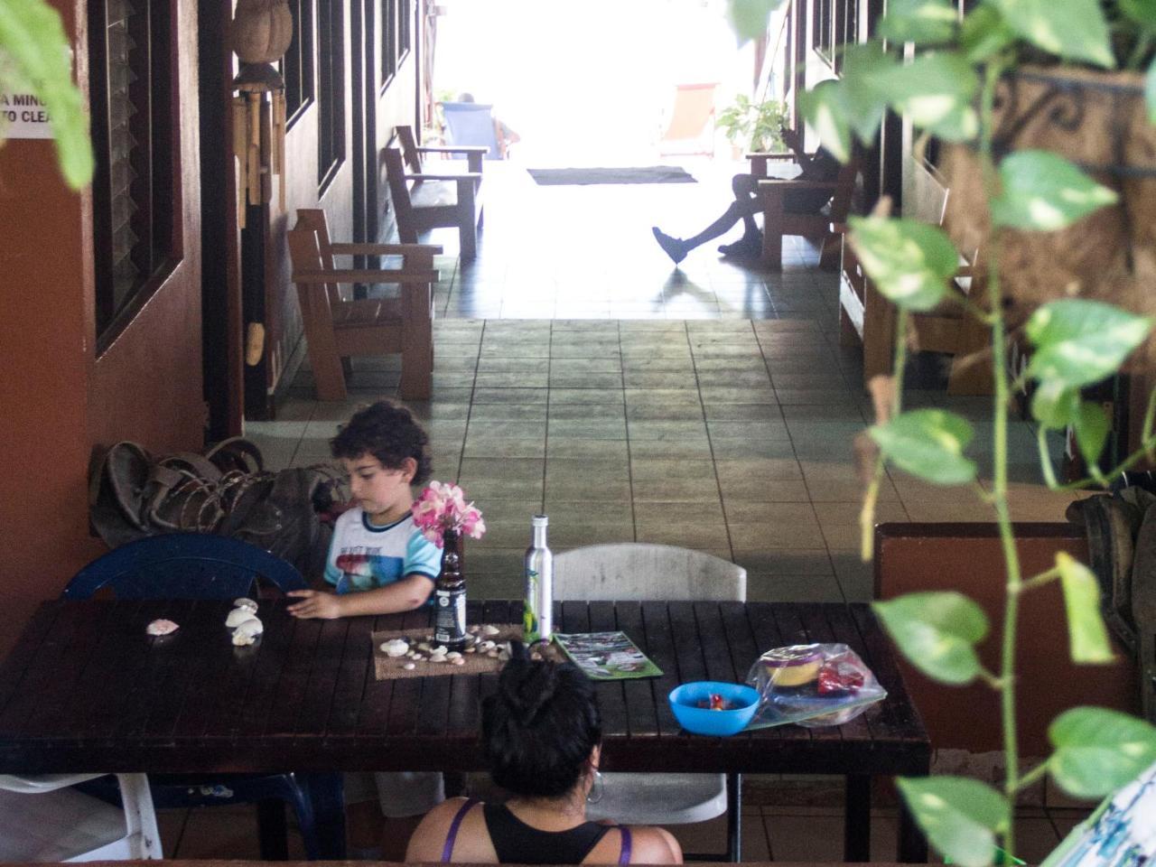 Tsunami Hostel タマリンド エクステリア 写真
