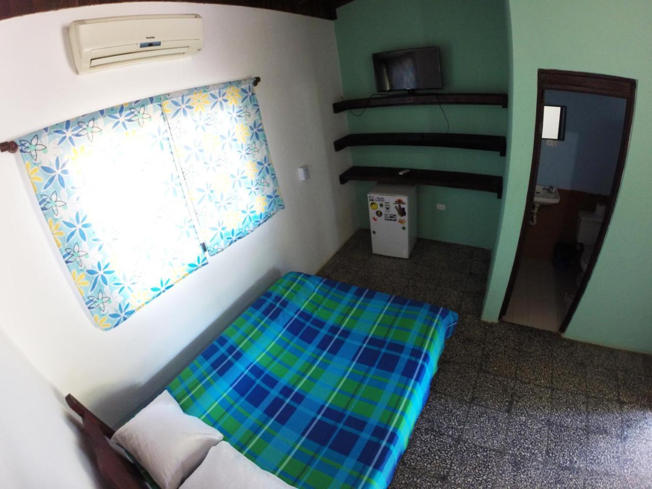 Tsunami Hostel タマリンド エクステリア 写真